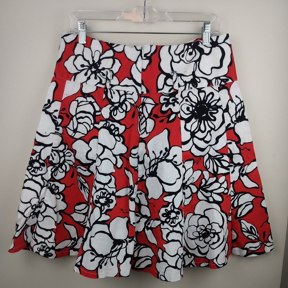 New Sisters Women's Lined Skirt Size XXL Floral Black White & Red Midi Length - Picture 2 of 6